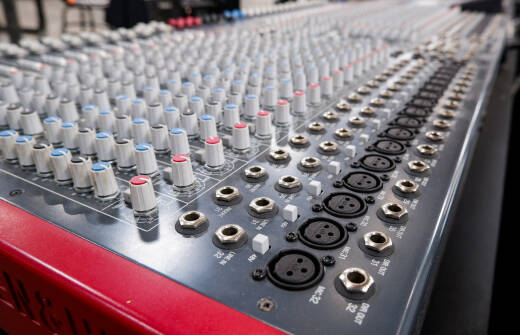 ALLEN & HEATH - ZED-436 4 Bus Mixer For Live Sound And Recording